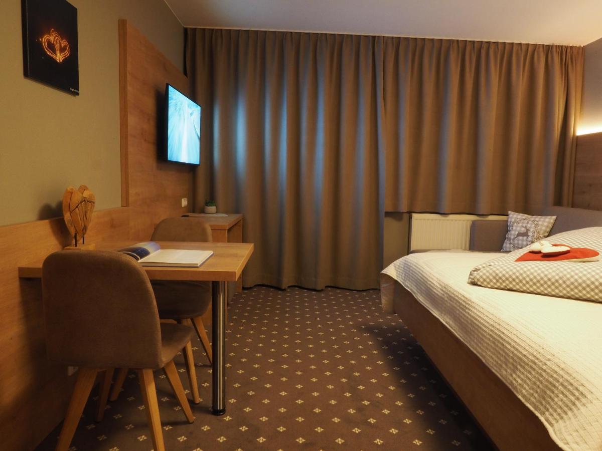 Haus Alpengluehen Apartment Ервалд Екстериор снимка