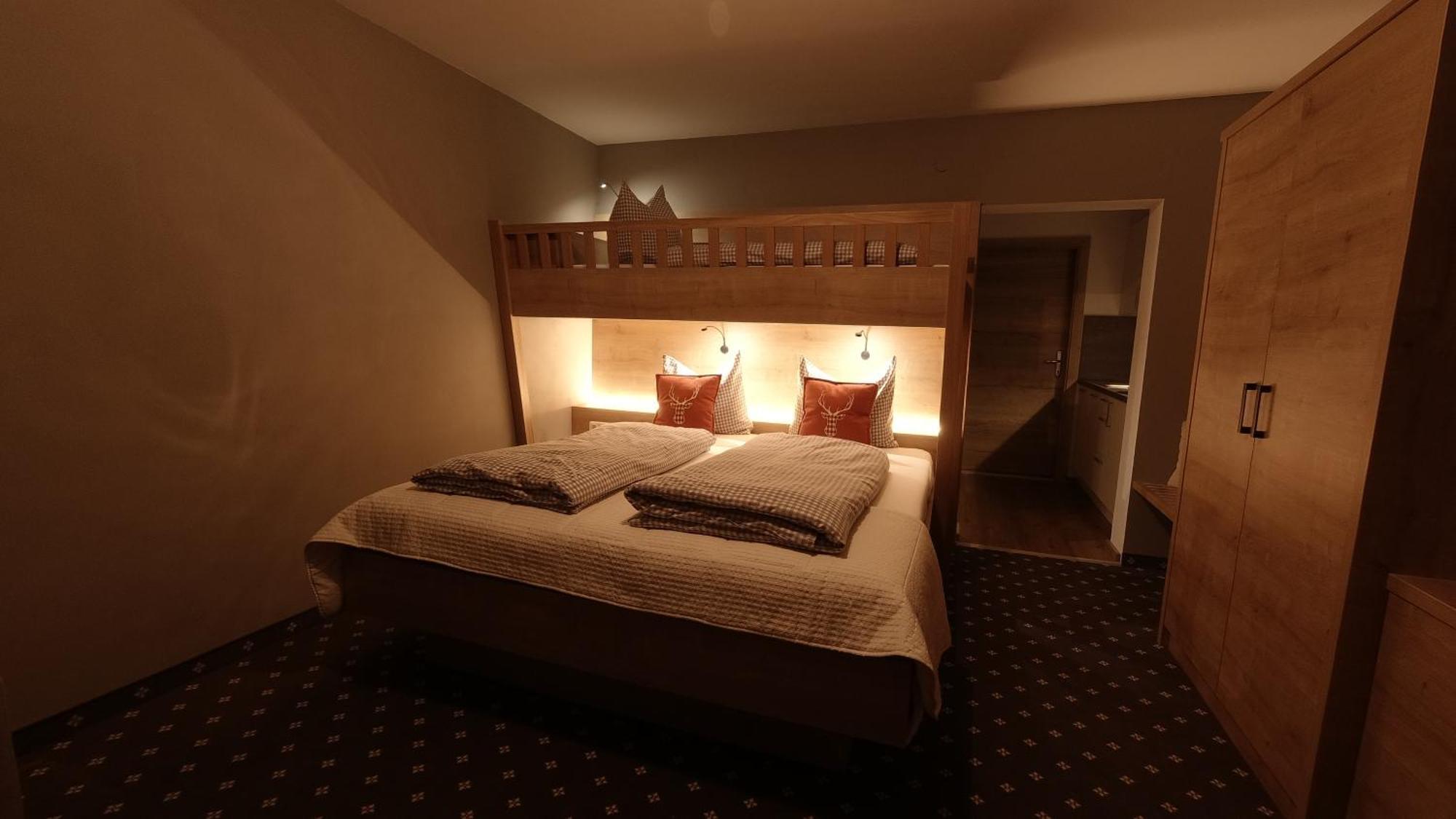 Haus Alpengluehen Apartment Ервалд Екстериор снимка