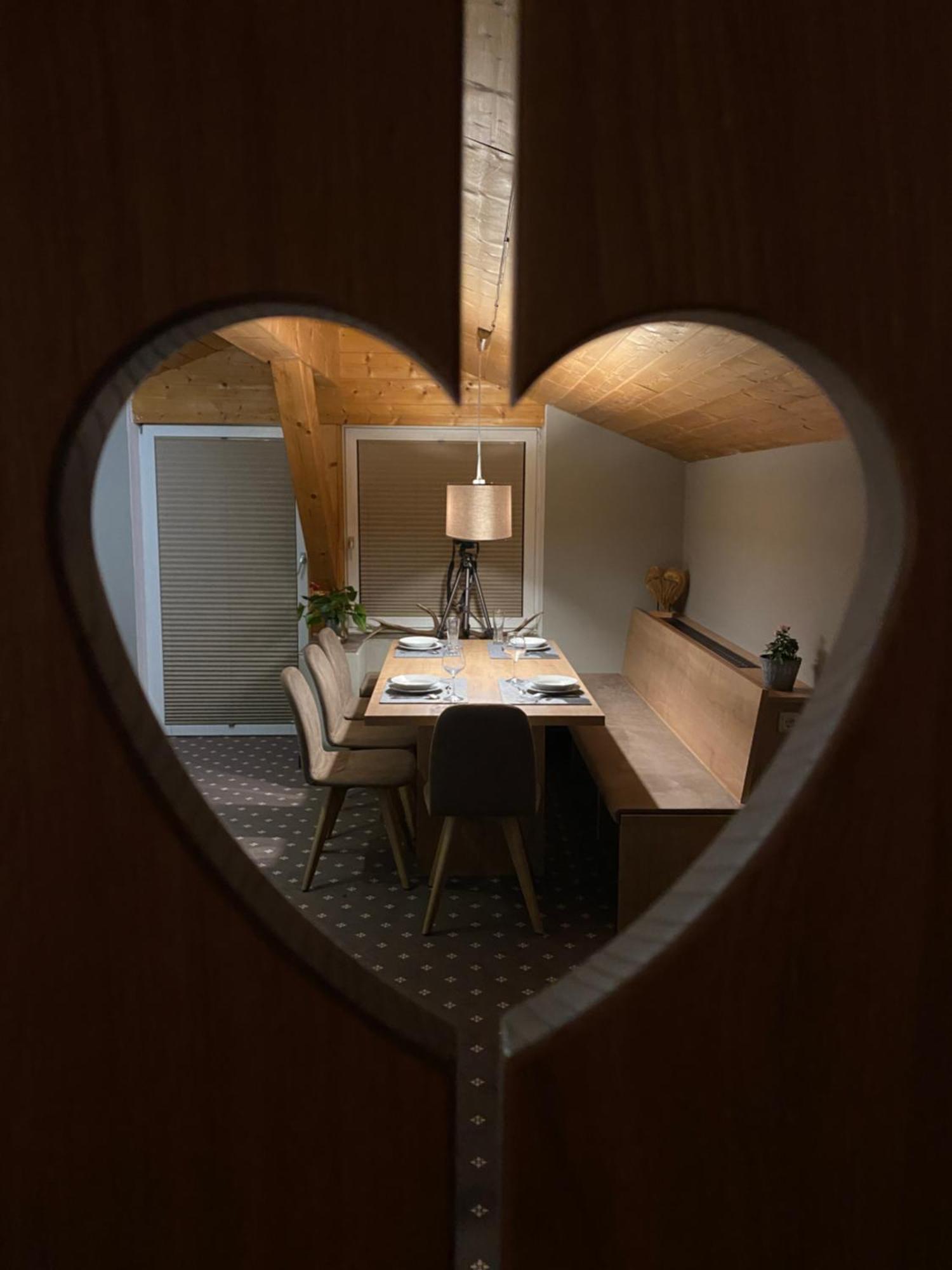 Haus Alpengluehen Apartment Ервалд Екстериор снимка